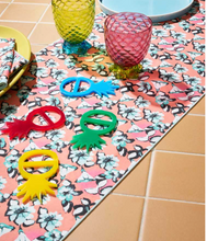 Load image into Gallery viewer, Cloth Table Runner