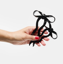 Load image into Gallery viewer, Bow Hairpin