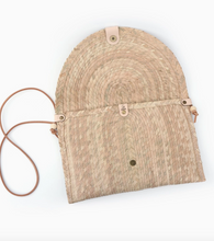 Load image into Gallery viewer, Sobre Handcrafted Clutch