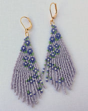 Load image into Gallery viewer, Floral Fringe Earring