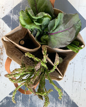Load image into Gallery viewer, Queen Anne Market Tote