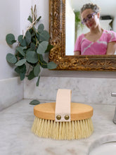 Load image into Gallery viewer, Massage Brush
