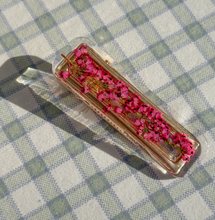 Load image into Gallery viewer, Pressed Flower Hair Clip
