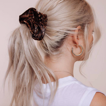 Load image into Gallery viewer, Velvet Scrunchie
