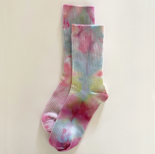 Load image into Gallery viewer, Tie-Dyed Dressy Socks
