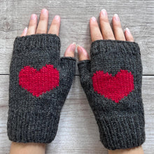 Load image into Gallery viewer, Heart Fingerless Gloves
